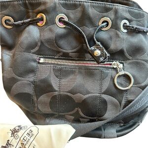 Vintage Coach Poppy Black Signature Shoulder Bag